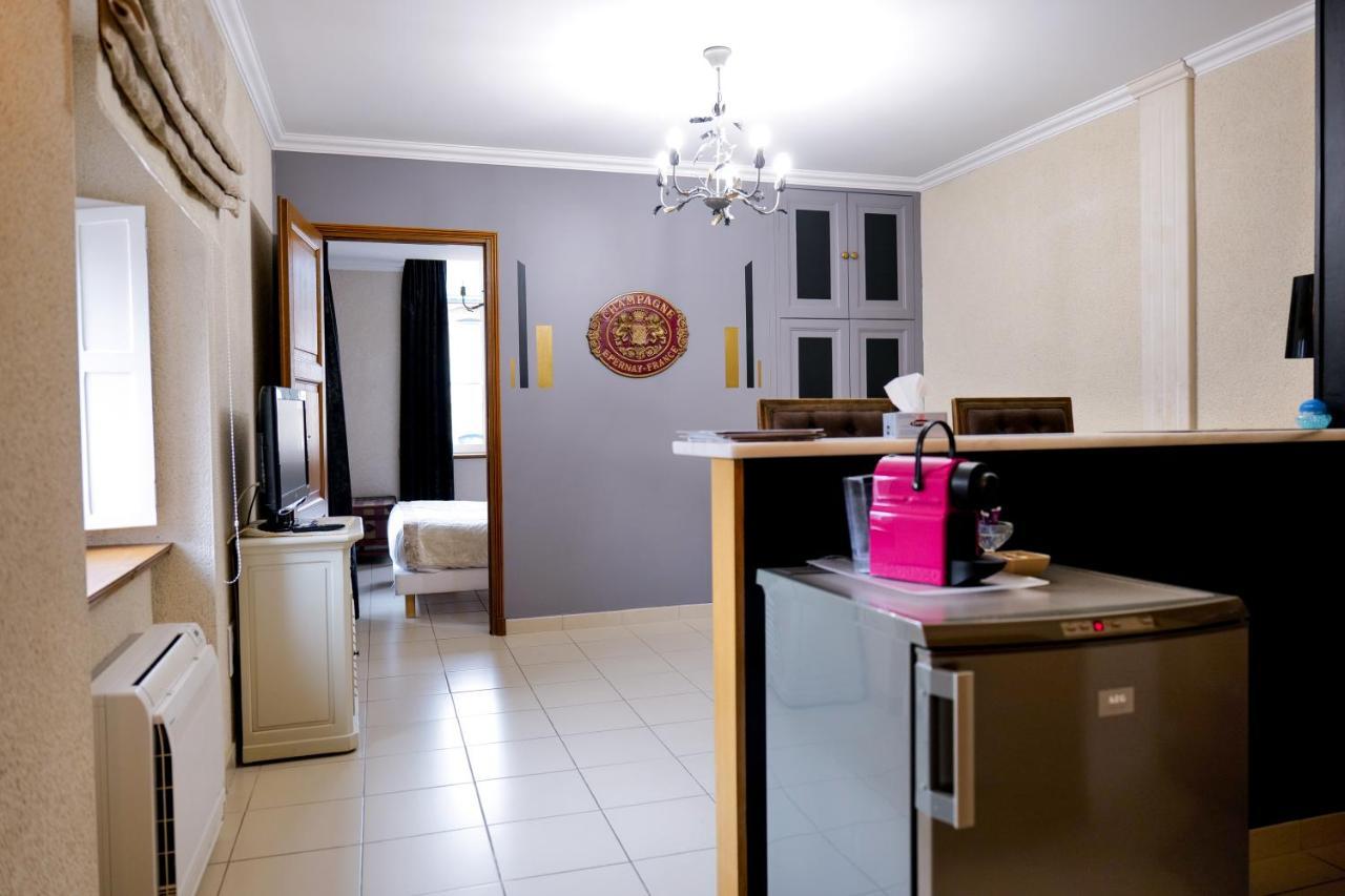 Champagne Andre Bergere & Suites Epernay Bagian luar foto