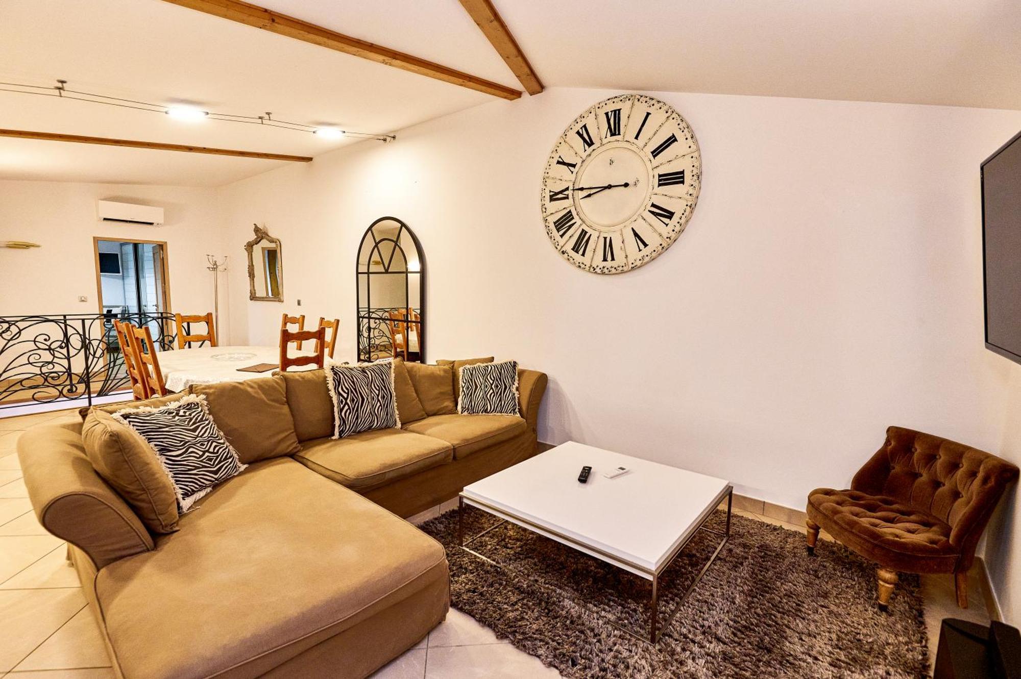 Champagne Andre Bergere & Suites Epernay Bagian luar foto