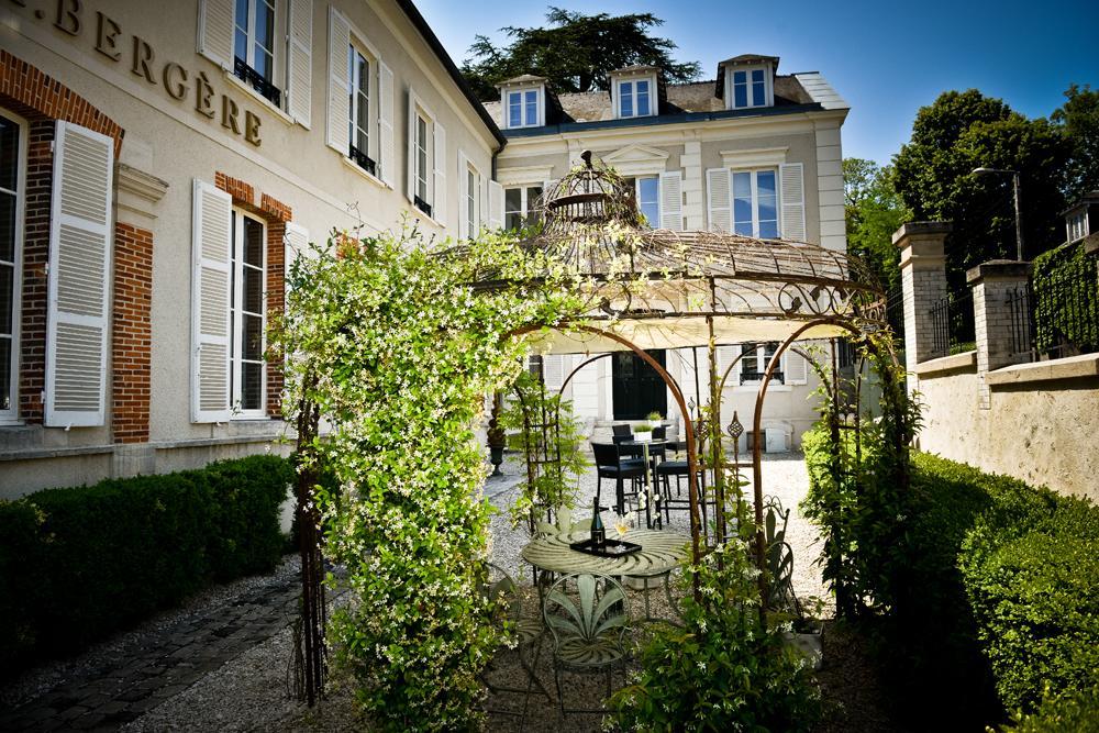 Champagne Andre Bergere & Suites Epernay Bagian luar foto