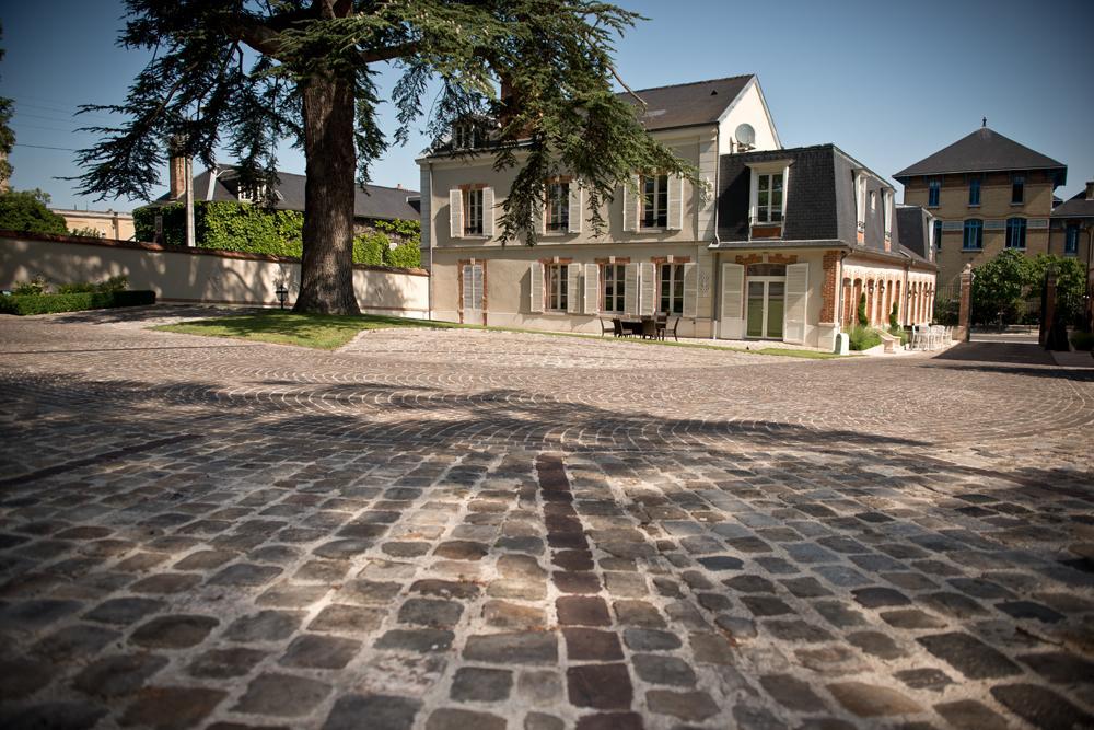 Champagne Andre Bergere & Suites Epernay Bagian luar foto