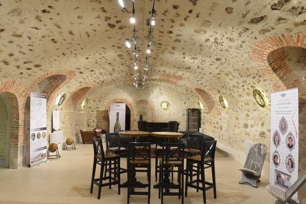 Champagne Andre Bergere & Suites Epernay Bagian luar foto
