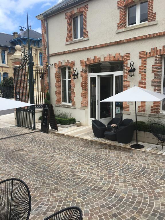 Champagne Andre Bergere & Suites Epernay Bagian luar foto